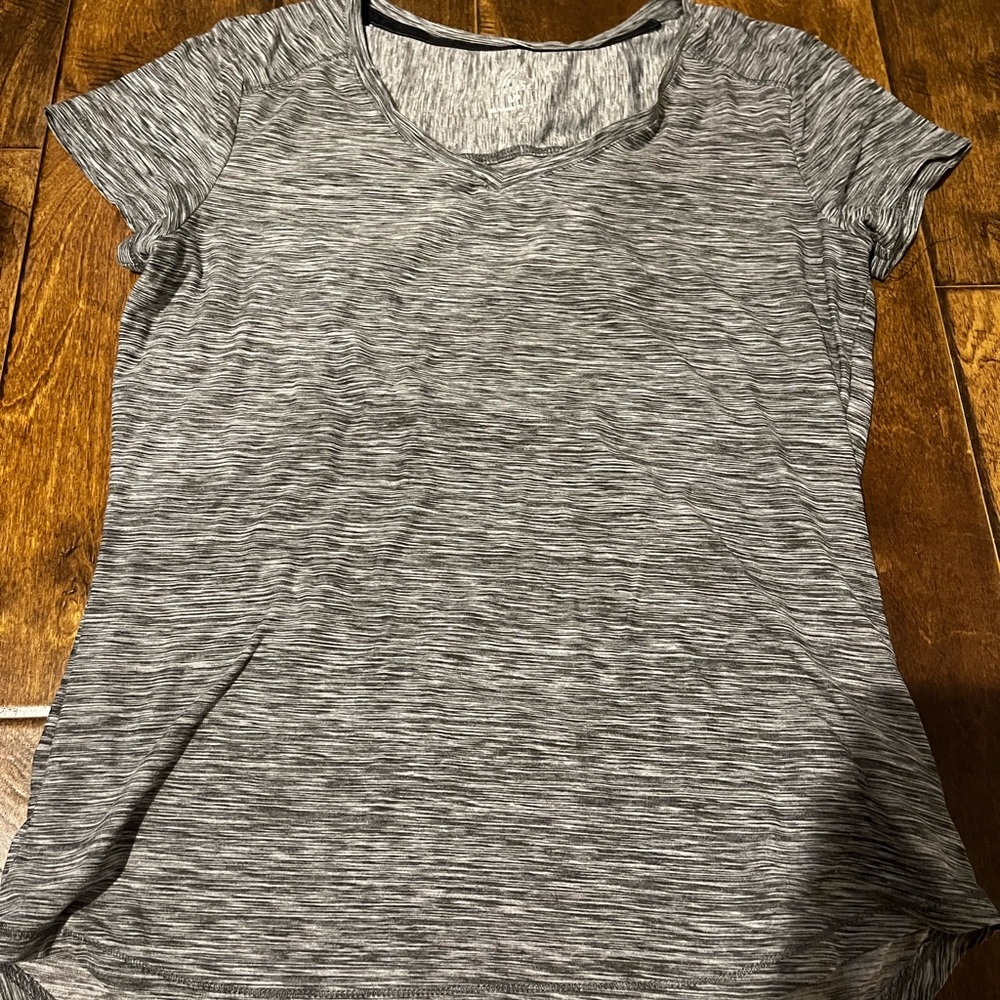 women’s adult small t-shirt